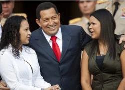 Tổng thống Hugo Chavez trở lại Cuba chữa bệnh ung thư