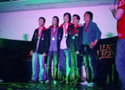 Trò chuyện cùng cao thủ DotA 2: Chiến Thần trước WCG 2011