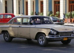 Xe cổ tại Cuba: Trong chán, ngoài thèm