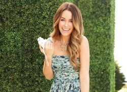 Xinh tươi dạo phố với BST Lauren Conrad