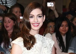 Anne Hathaway trở thành một trong... "Những người khốn khổ"?!