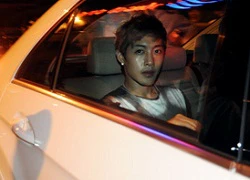 Chờ hai tiếng, được thấy Kim Hyun Joong... 10 giây