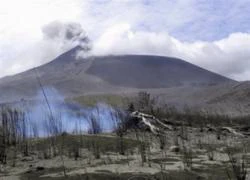 Indonesia báo động về núi lửa Soputan ở Minahasa