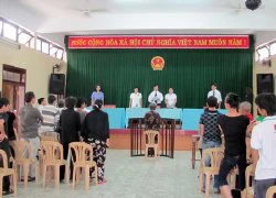 Mẹ chồng bảo con dâu&#8230; bán dâm!