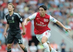 Nasri ở lại với Arsenal mùa bóng năm nay