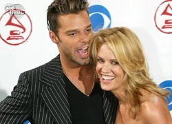 Ricky Martin: 'Phụ nữ vẫn tán tỉnh dù biết tôi là gay'