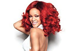 Rihanna nổi bật đầy quyến rũ