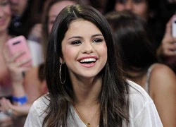 Thưởng thức khả năng rap cực nghề của Selena Gomez