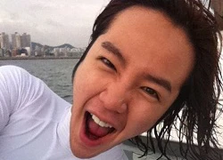 Jang Geun Suk tung ảnh "không đỡ nổi" trên blog mới