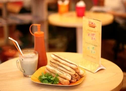 Bánh mì cay: Món ăn nhanh của người Việt