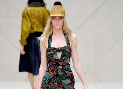 Burberry Prorsum 2012: Phớt lờ váy ngắn