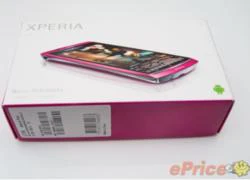 Đập hộp điện thoại Xperia 'khủng' nhất của Sony Ericsson