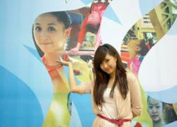 &#8220;Hot girl&#8221; Hà Holly xinh đẹp tại giải TDNT toàn quốc 2011