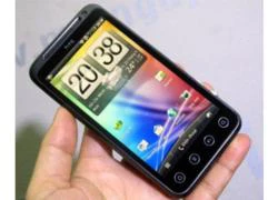 HTC EVO 3D chính hãng giá 15,9 triệu đồng