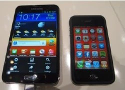 Samsung Galaxy Note vs iPhone 4: Ai hơn ai?