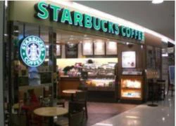 Vào quán Starbucks, bé gái bị quay lén khi đi vệ sinh