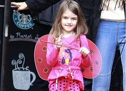 'Bọ rùa xinh xắn' Suri Cruise