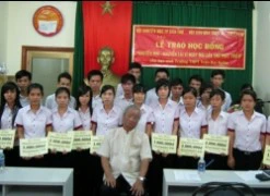 Chuyện "ông bụt khuyến học" ở Cần Thơ