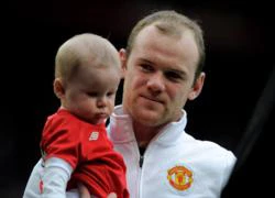 Con trai Rooney 'thám hiểm' sa mạc