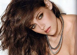 Công chúa Kristen Stewart khoe vẻ đẹp ngọt ngào