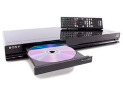 Đầu Blu-ray 3D cao cấp nhất của Sony bắt đầu bán