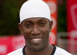 Dwight Yorke "cày lại ruộng" của Iglesias