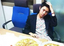 Jang Geun Suk mua pizza cho Heechul khi đang tại ngũ