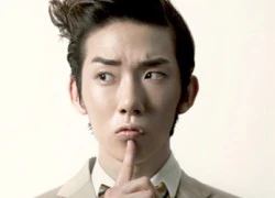 Jokwon chụp hình "tự sướng" khoe album mới của 2AM