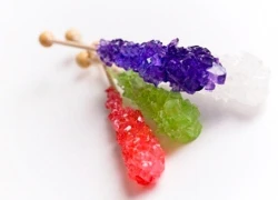 Mách bạn cách làm rock candy siêu đơn giản