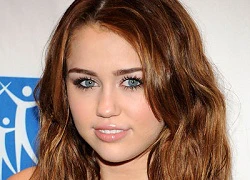 Miley Cyrus - từ hồn nhiên đến hoang dại