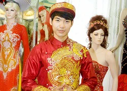 Nam Thành bán đấu giá áo dài Việt Nam