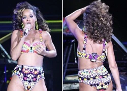 Rihanna bị chỉ trích vì ngày càng &#8220;hở&#8221;