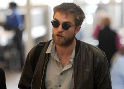 Robert Pattinson &#8220;khoe&#8221; diện mạo mới