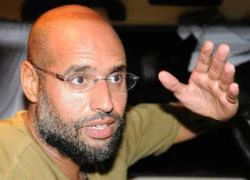 Saif Gaddafi tuyên bố vẫn tự do, thề sẽ báo thù cho bố