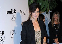 Sandra Bullock &#8220;nổi&#8221; nhất trong tiệc từ thiện