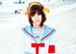 Thần tượng cosplay Philippines với trang phục nữ sinh