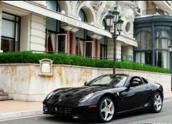 Vẻ tráng lệ của Ferrari SA Aperta mui trần