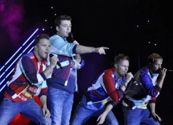 Xem lại màn trình diễn của Westlife tại Việt Nam