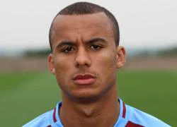 Agbonlahor tiết lộ bí mật động trời