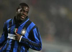 Ai giỏi hơn Balotelli?