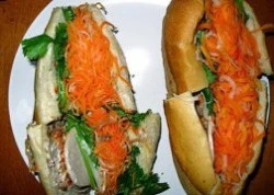 Bánh mì Sài Gòn vừa giòn vừa ngon