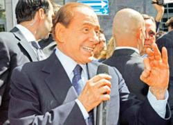 Berlusconi, huy hoàng và bê bối - Nhẵn mặt chốn công đường