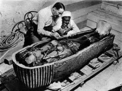 Bí mật lời nguyền của Vua Tutankhamun