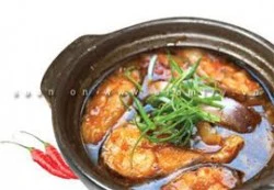 [Chế biến]-Đậm đà cá kho chuối xanh