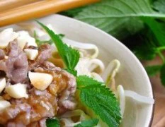 [Chế biến]-Phở trộn sốt me chua ngọt