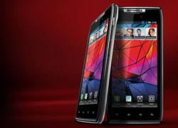 Droid Razr được bán lúc 11 giờ 11 phút, ngày 11/11/11