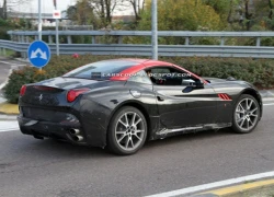 Ferrari California 2012 lộ diện trên đường thử