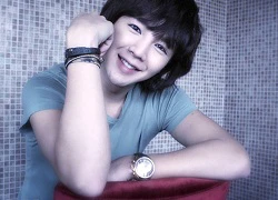 Jang Geun Suk làm 'Mạnh Thường Quân' vì trường cũ