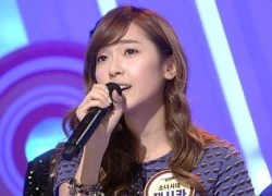 Jessica (SNSD) suýt rơi nước mắt khi hát