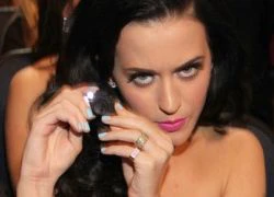 Katy Perry tiếc nuối tình cũ khi đã già nua